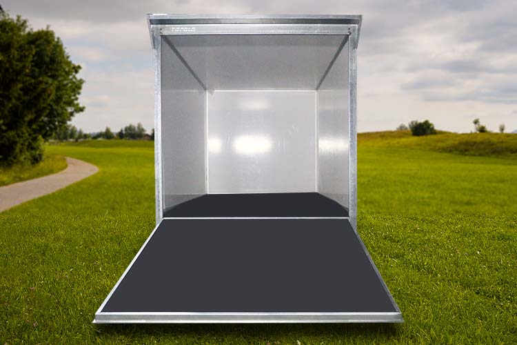 Geschlossene Anhängerrampen